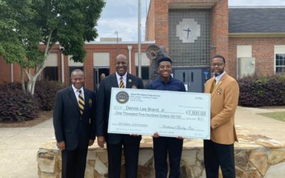 Rho Upsilon Lambda give $3,000 in Scholarships to local youth